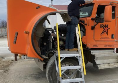 an image of San-Antonio on-site truck repair.